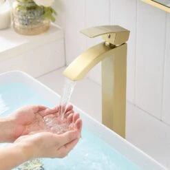 15.2 In. 360° Spout Swivel Brushed Nickel Single Handle Lever Kitchen Sink Kitchen Faucet With Pull Out Sprayer -FURITURE SALE SHOP brushed nickel tahanbath pull down kitchen faucets z w1932p288182 de 1000