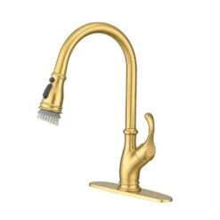 Single Handle Pull Down Sprayer Kitchen Faucet In Golden