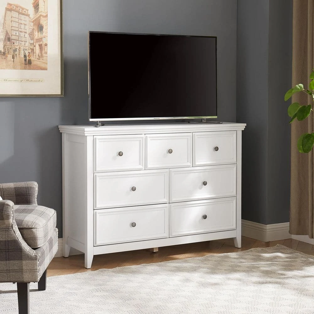 Modern 7-Drawer Dresser: Ideal For Living Room Storage With A Farmhouse Touch In White 1 Modern 7-Drawer Dresser: Ideal For Living Room Storage With A Farmhouse Touch In White